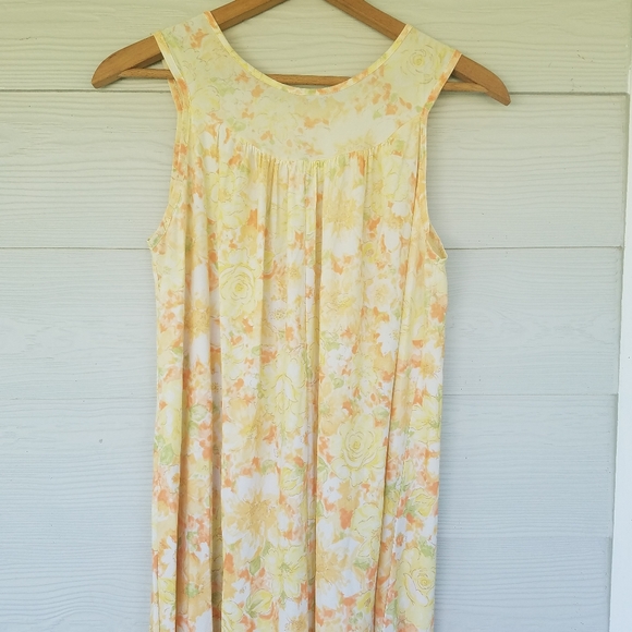 Vintage Figurfit Gown & Matching Robe Sz Medium Orange/Yellow Floral Pattern - Picture 7 of 16